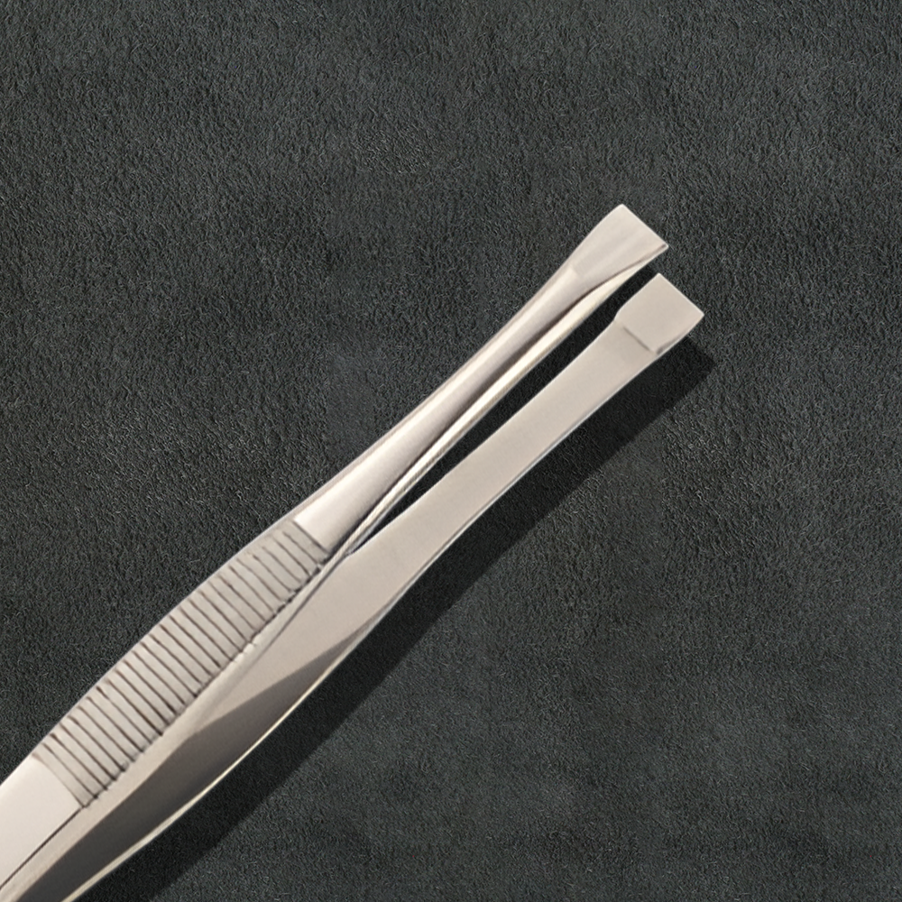 J5 - 004 Eye Brow Tweezers Straight Tip 3.5" Men's