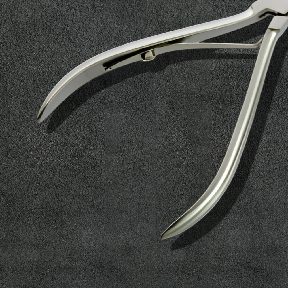 J3 - 241 Professional Cuticle Nipper 10cm Single Spring